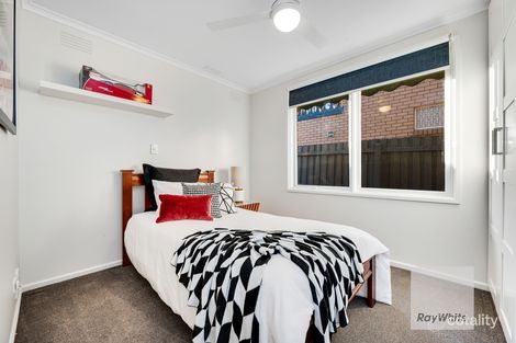 Property photo of 14 Barclay Close Gladstone Park VIC 3043