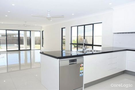 Property photo of 32 Homevale Entrance Mount Peter QLD 4869