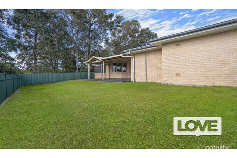 Property photo of 4 Plum Way Fletcher NSW 2287