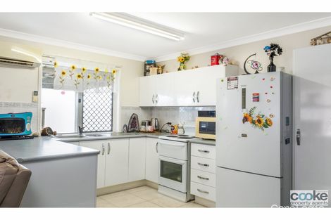 Property photo of 34 Peppermint Drive Kawana QLD 4701