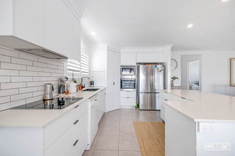 Property photo of 11 Edward Street Cooee Bay QLD 4703