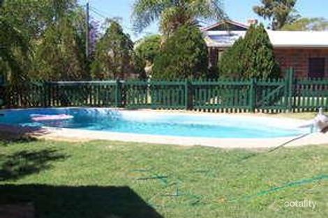 Property photo of 5 Roseanne Road Emerald QLD 4720