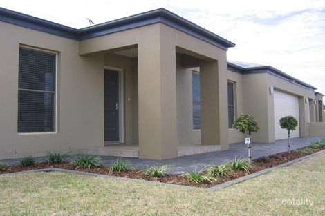 10a Mardon Pl, Griffith, NSW 2680