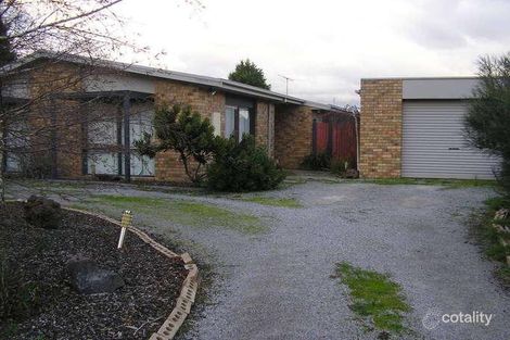 8 Bryson Ct, Endeavour Hills, VIC 3802