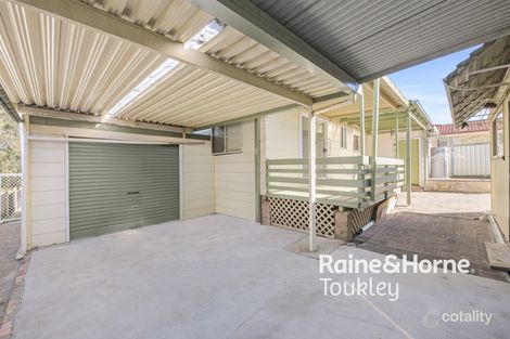 Property photo of 23 Scaysbrook Avenue Chain Valley Bay NSW 2259