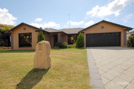 8 Petworth Ct, Arundel, QLD 4214
