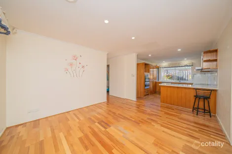 Property photo of 58 Jarryd Crescent Berwick VIC 3806