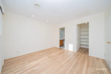 Property photo of 58 Jarryd Crescent Berwick VIC 3806