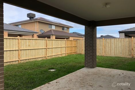 Property photo of 8 Orpington Drive Clyde North VIC 3978