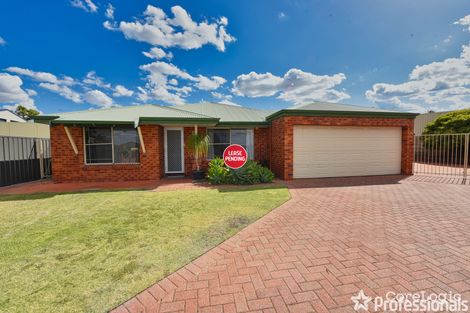 Property photo of 6 Glamis Court Orelia WA 6167