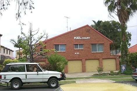 18 Lather St, Southport, QLD 4215