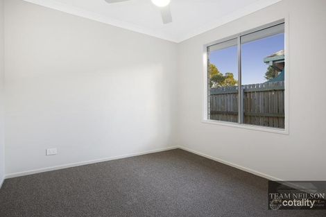 Property photo of 2/11 Anita Street Redland Bay QLD 4165