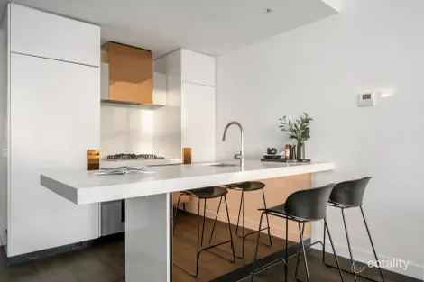 Property photo of 1406/8 Bowen Crescent Melbourne VIC 3004