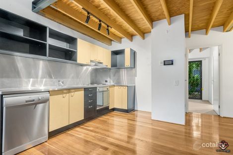 Property photo of 115/139 Commercial Road Teneriffe QLD 4005