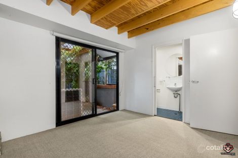 Property photo of 115/139 Commercial Road Teneriffe QLD 4005