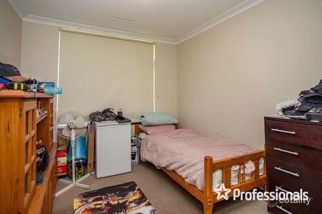 Property photo of 29 Waratah Drive Camillo WA 6111