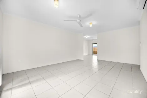Property photo of 4 Pelling Close Kanimbla QLD 4870