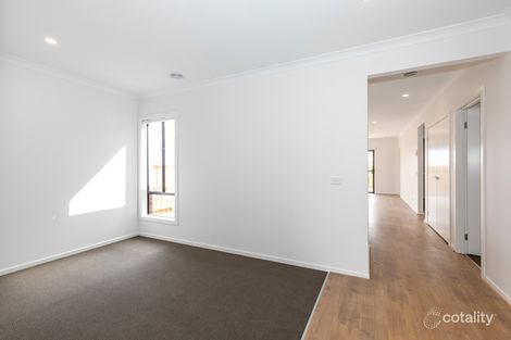 Property photo of 1 Sunflower Drive Beveridge VIC 3753