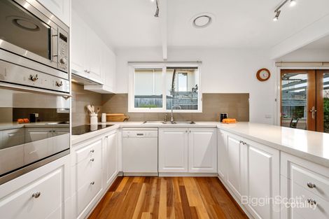 Property photo of 8 Rhonda Street Doncaster VIC 3108