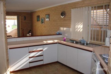 Property photo of 3 Paula Maslen Place Mount Tarcoola WA 6530