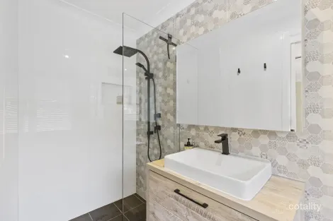 Property photo of 11 Admiralty Place Umina Beach NSW 2257