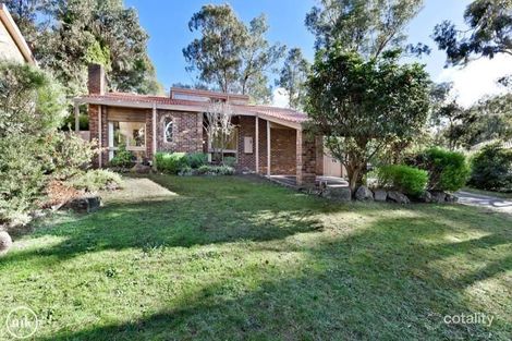 21 Hartland Way, Eltham, VIC 3095
