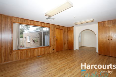 Property photo of 8 Almond Court Thomastown VIC 3074