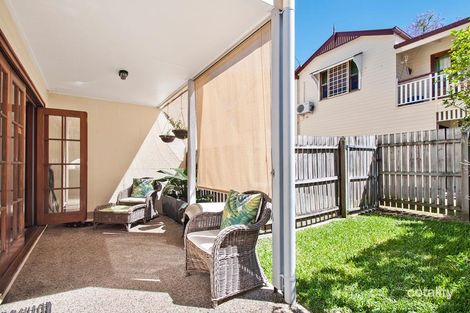 1/52 Longfellow St, Norman Park, QLD 4170