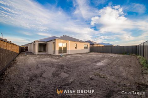 Property photo of 6 Camelot Place Clyde North VIC 3978