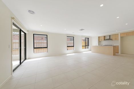 Property photo of 34 Princes Circuit Wallan VIC 3756