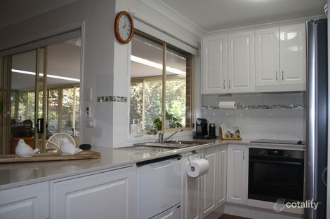 Property photo of 1 Burbank Drive Tuggerah NSW 2259