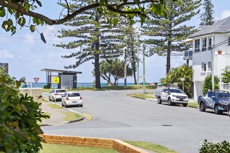 Property photo of 2/2 Nagel Avenue Miami QLD 4220