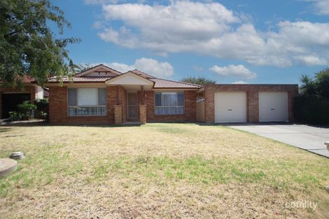 Property photo of 3 Tikki Place Glenfield Park NSW 2650