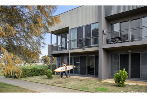 Property photo of 1 Seaspray Place Torquay VIC 3228