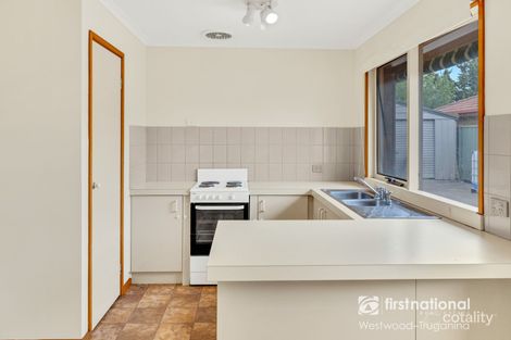 Property photo of 34 Silvereye Crescent Werribee VIC 3030