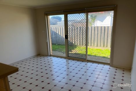 Property photo of 2/122 Power Street St Albans VIC 3021