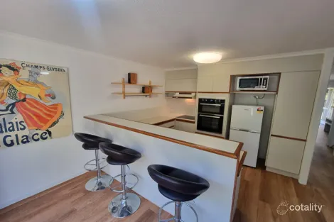 Property photo of 2/81 Sandford Street St Lucia QLD 4067