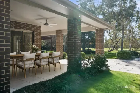 95 Malcolm St, Mansfield, VIC 3722