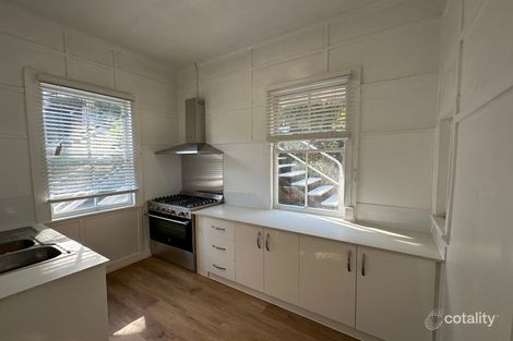 Property photo of 2/43 Rosecliffe Street Highgate Hill QLD 4101