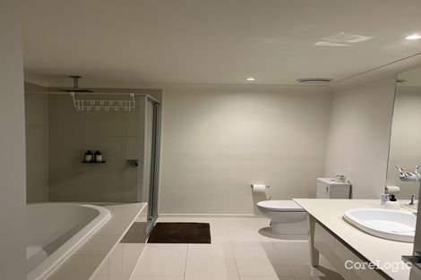 Property photo of 305 Laver Drive Robina QLD 4226