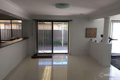 Property photo of 17 Freshwater Road Mardi NSW 2259