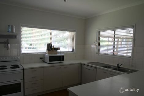 Property photo of 5 Michelle Place Emerald QLD 4720