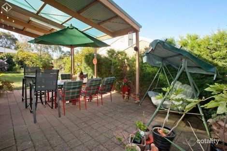 Property photo of 7 The Close Somerville VIC 3912