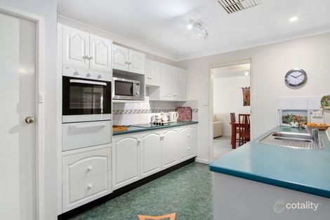 Property photo of 33 Overlanders Way Hillvue NSW 2340