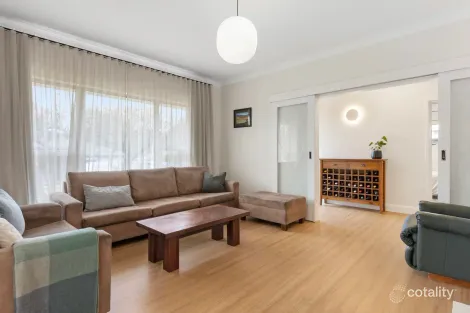 Property photo of 128 Main North Road Clare SA 5453