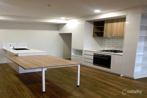 215/11 Commercial Rd, Caroline Springs, VIC 3023