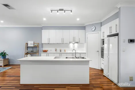 Property photo of 113 Moreton Avenue Wynnum QLD 4178