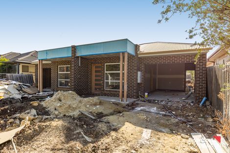 Property photo of 1/72 Millbank Drive Deer Park VIC 3023