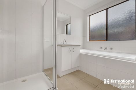 Property photo of 11 Frogmouth Court Williams Landing VIC 3027