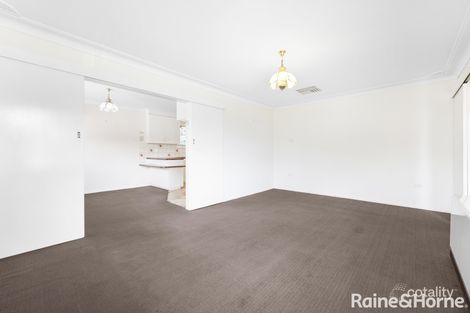 Property photo of 47 Holland Street Hillvue NSW 2340